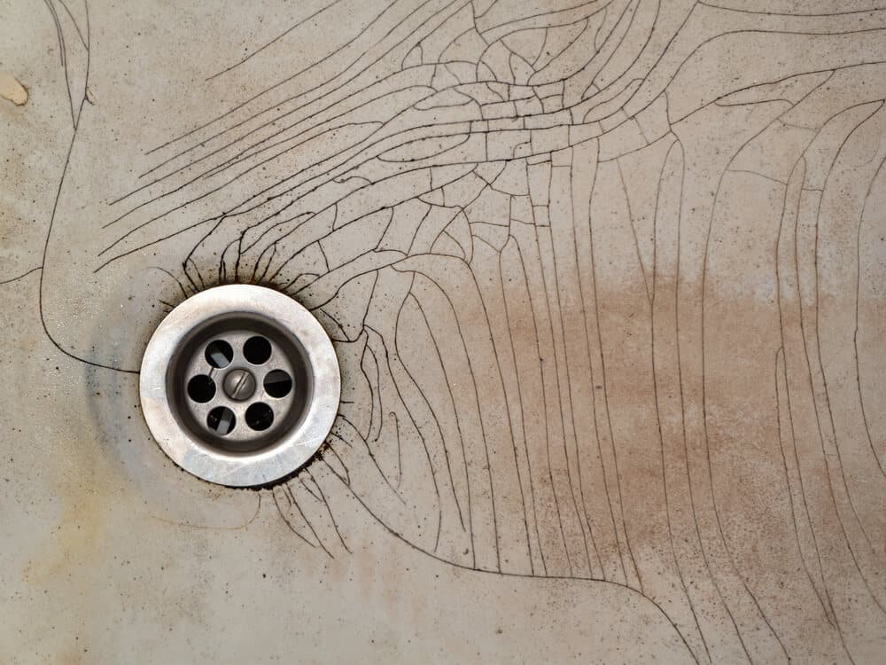 Tub cracks-Big Easy Bathtubs